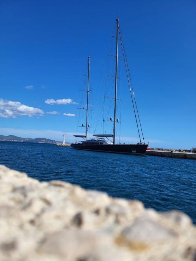 Apartamento Chez Melanie Et Rodolphe La Ciotat Exterior foto